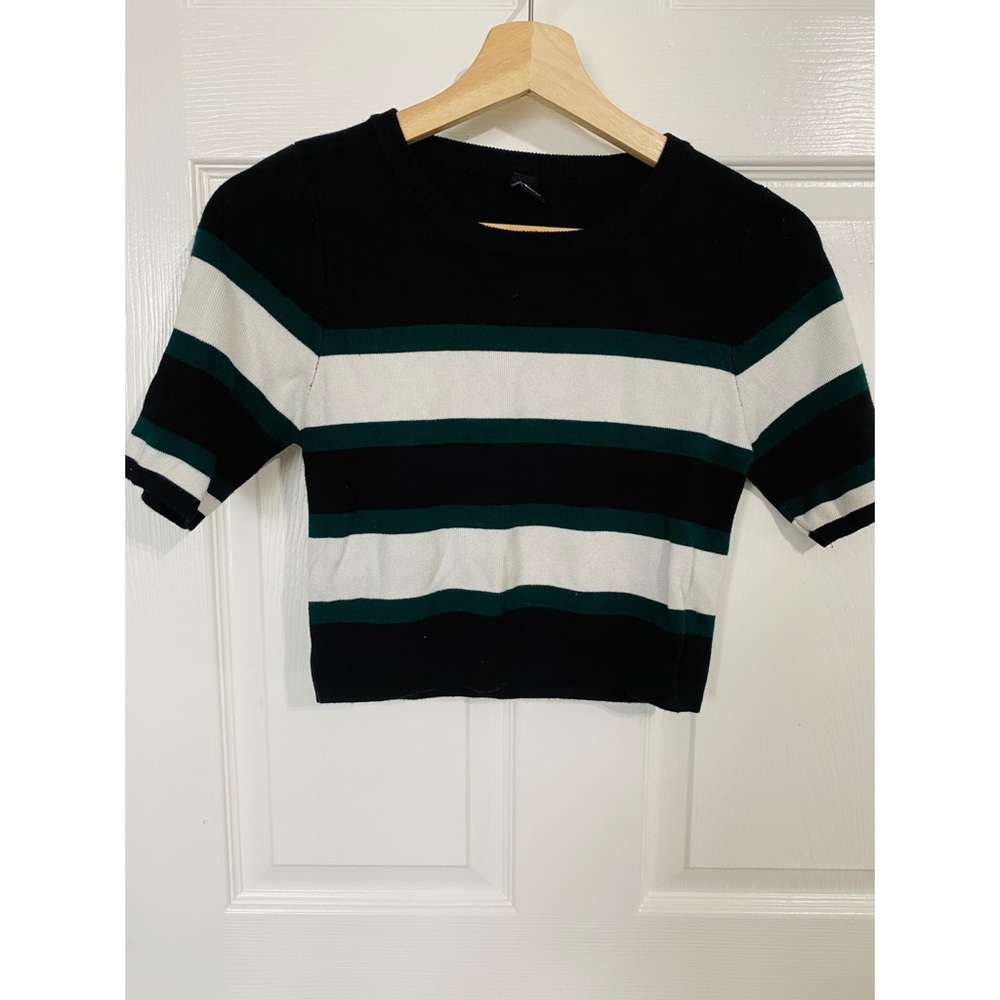 • sweater crop top •